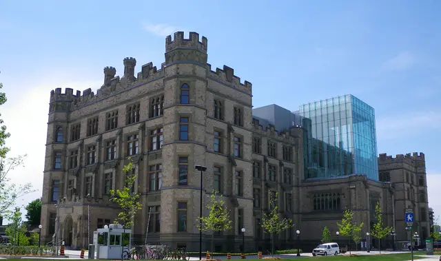 Ottawa Canadian Museum of Nature: a first gallery route, travel inspiration
