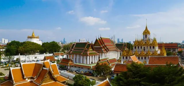 Loha Prasat: Bangkok's metal-spired temple and its quiet courtyards, travel inspiration