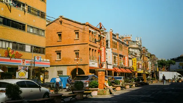 Taipei Dihua Street: heritage shops, temple stops and a useful route, travel inspiration