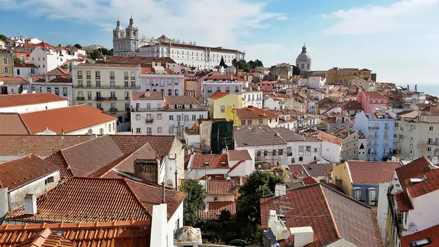 Give independent clients useful freedom inside an escorted itinerary