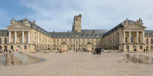 Dijon: Ducal Palace, fine arts and medieval streets, travel inspiration