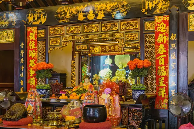 Melaka by day: Dutch Square, Cheng Hoon Teng and heritage streets, travel inspiration