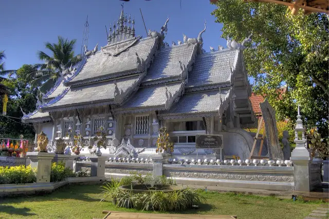 Chiang Mai's Silver Temple and Wua Lai: a walk through a working craft quarter, travel inspiration