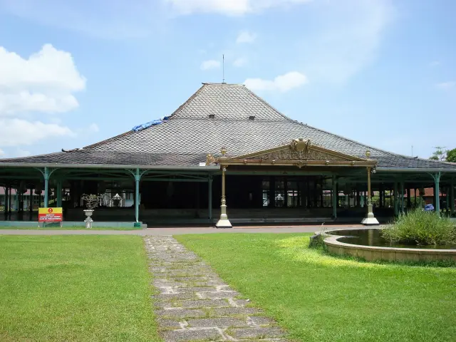 Solo Mangkunegaran Palace: a guided heritage visit with context, travel inspiration
