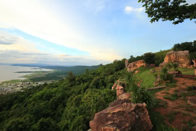 Ubolratana Dam: choose a lakeside outing from Khon Kaen, travel inspiration