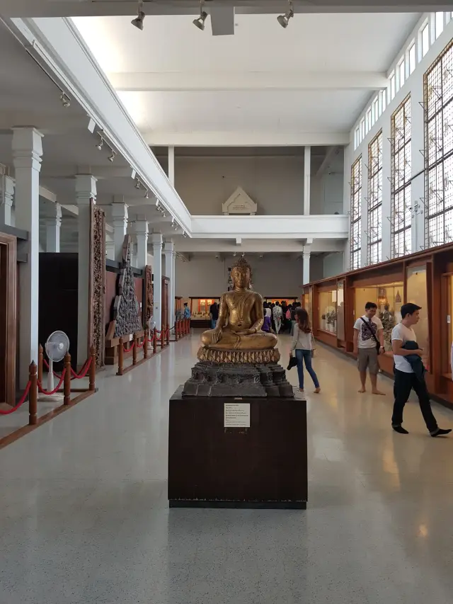 Ayutthaya’s Chao Sam Phraya Museum: give the gold a morning, travel inspiration