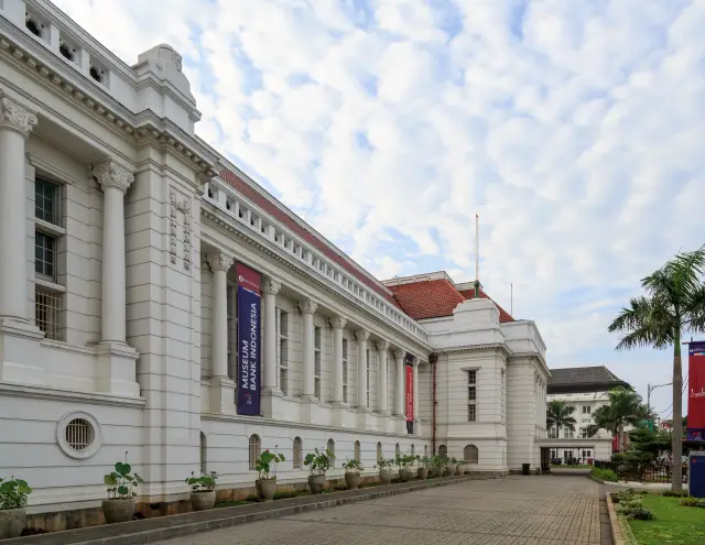 Jakarta Museum Bank Indonesia: the building and the money story, travel inspiration
