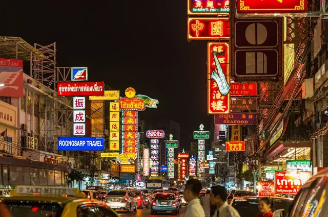 Bangkok Chinatown after dark: a Yaowarat food and walking route, travel inspiration