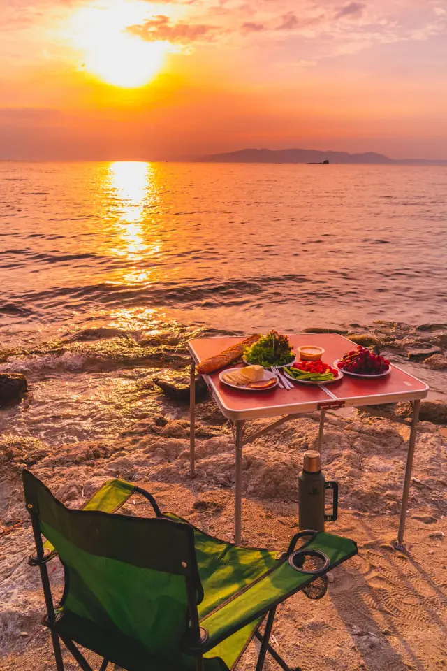 Coordinate a private-tour celebration without losing the main experience